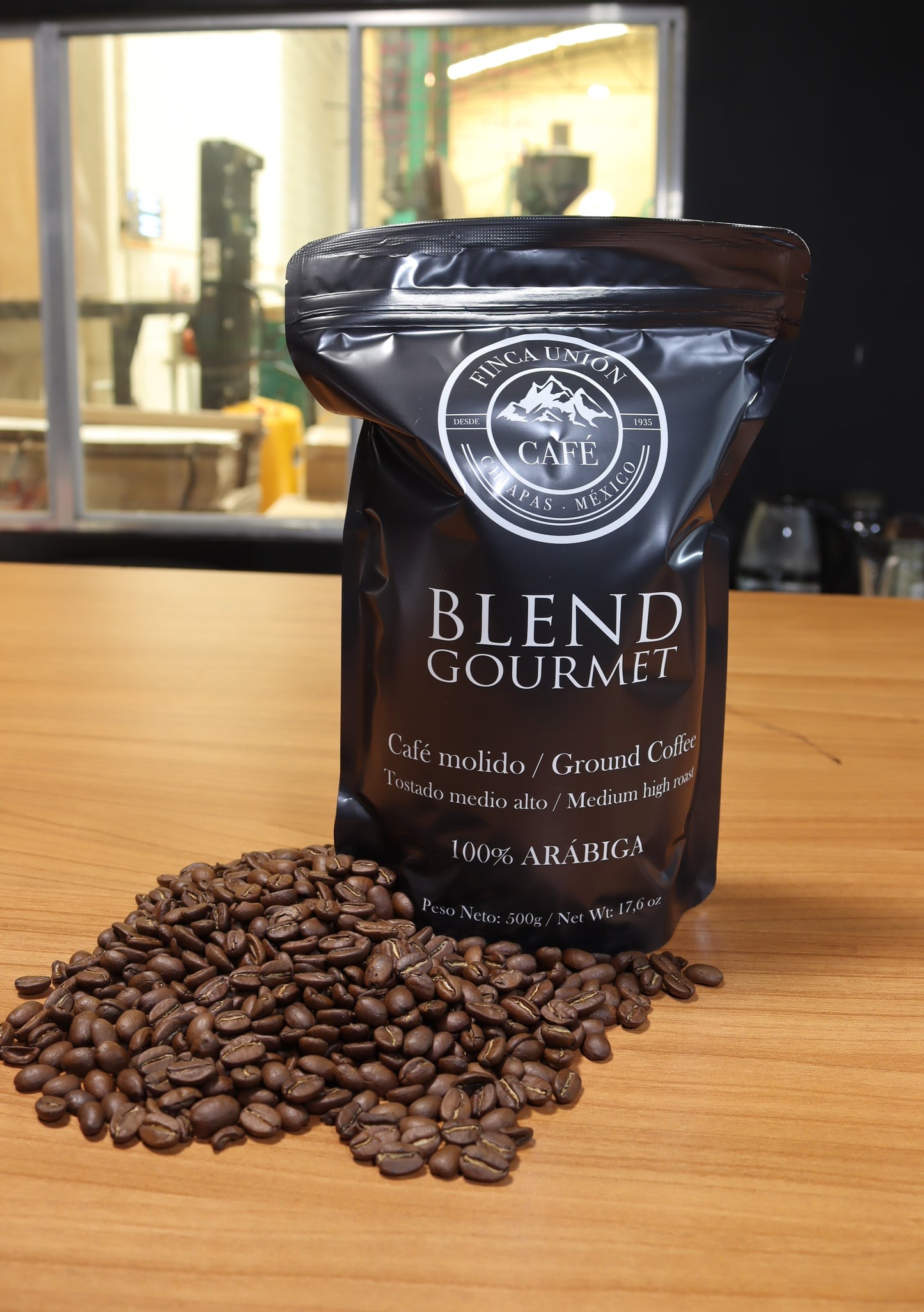 Bag of Ground Toasted Coffee Gourmet Blend, 1.1 Pounds, 500 grs.
